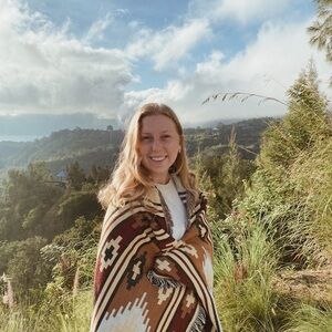 Meet your Posher, Jenna